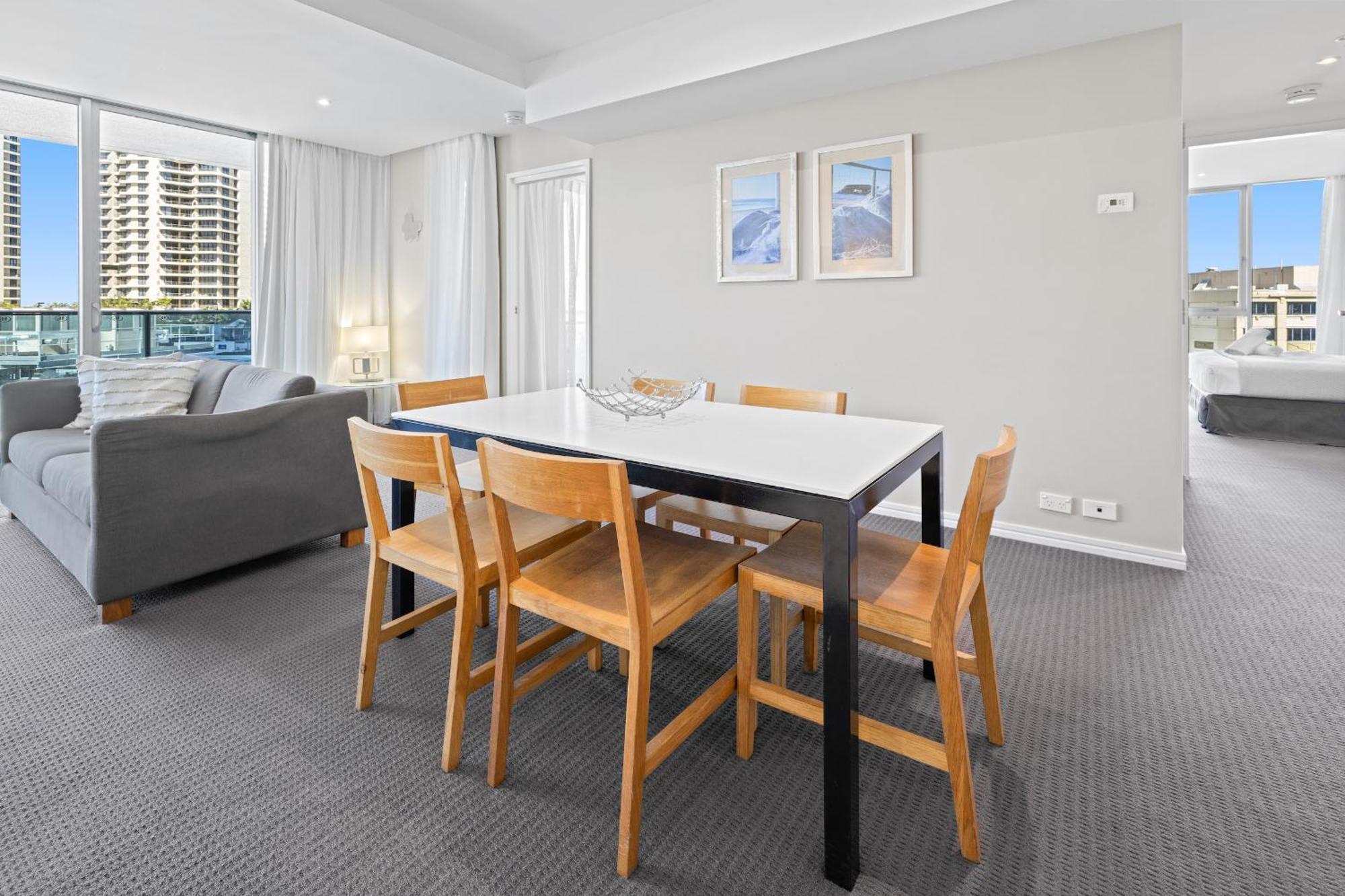 H-Residences Private Apartments - Hosted By Coastal Letting โกลด์โคสต์ ภายนอก รูปภาพ