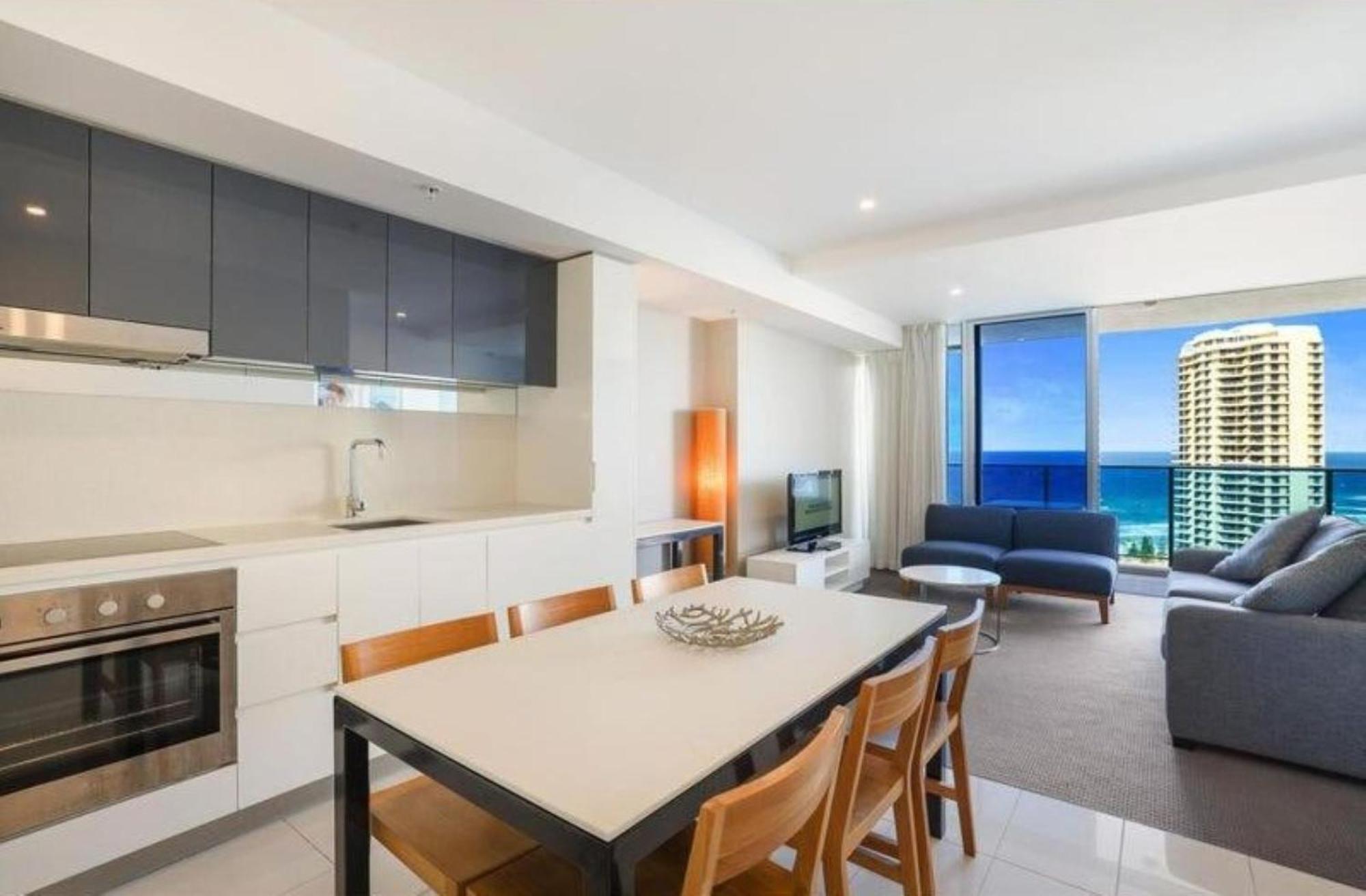 H-Residences Private Apartments - Hosted By Coastal Letting โกลด์โคสต์ ภายนอก รูปภาพ