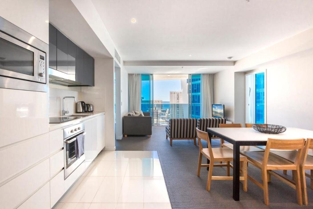 H-Residences Private Apartments - Hosted By Coastal Letting โกลด์โคสต์ ภายนอก รูปภาพ