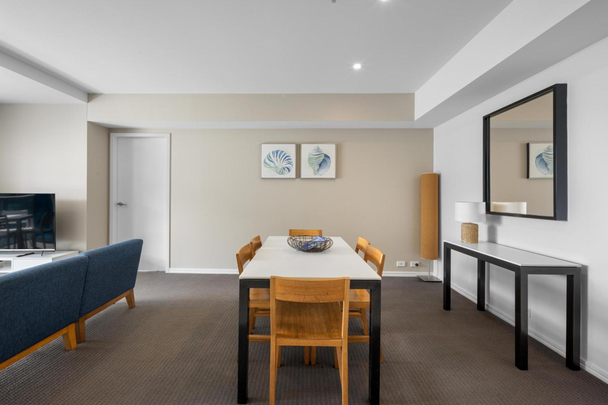 H-Residences Private Apartments - Hosted By Coastal Letting โกลด์โคสต์ ภายนอก รูปภาพ